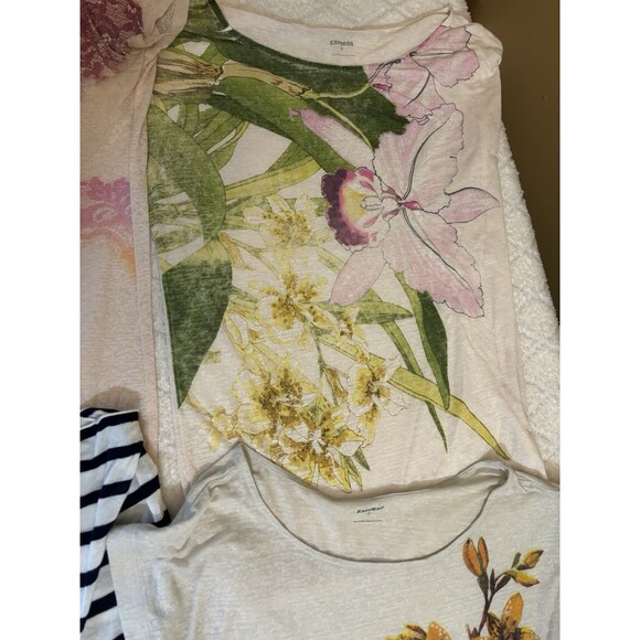 Lot 5 Express Women’s Tops Animal,Floral,Stripped Print 2 New No Tag 4 Sm 1 Med - Picture 9 of 16